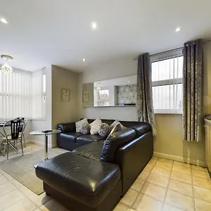 Pearl Apartment